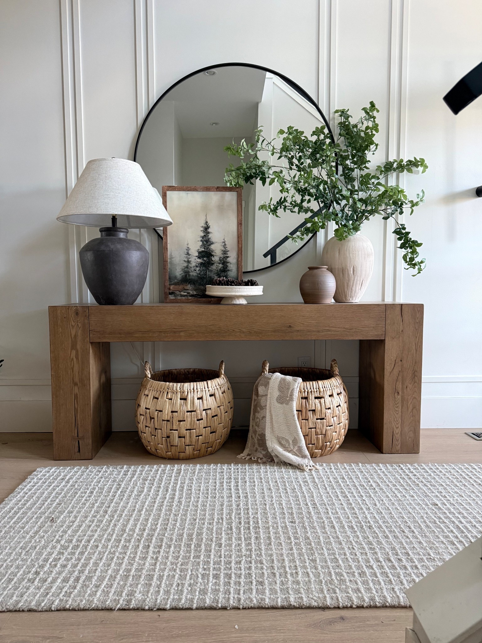 Mid winter look.. keeping things simple, neutral, organic ✨
Love these baskets.. new from Target! 