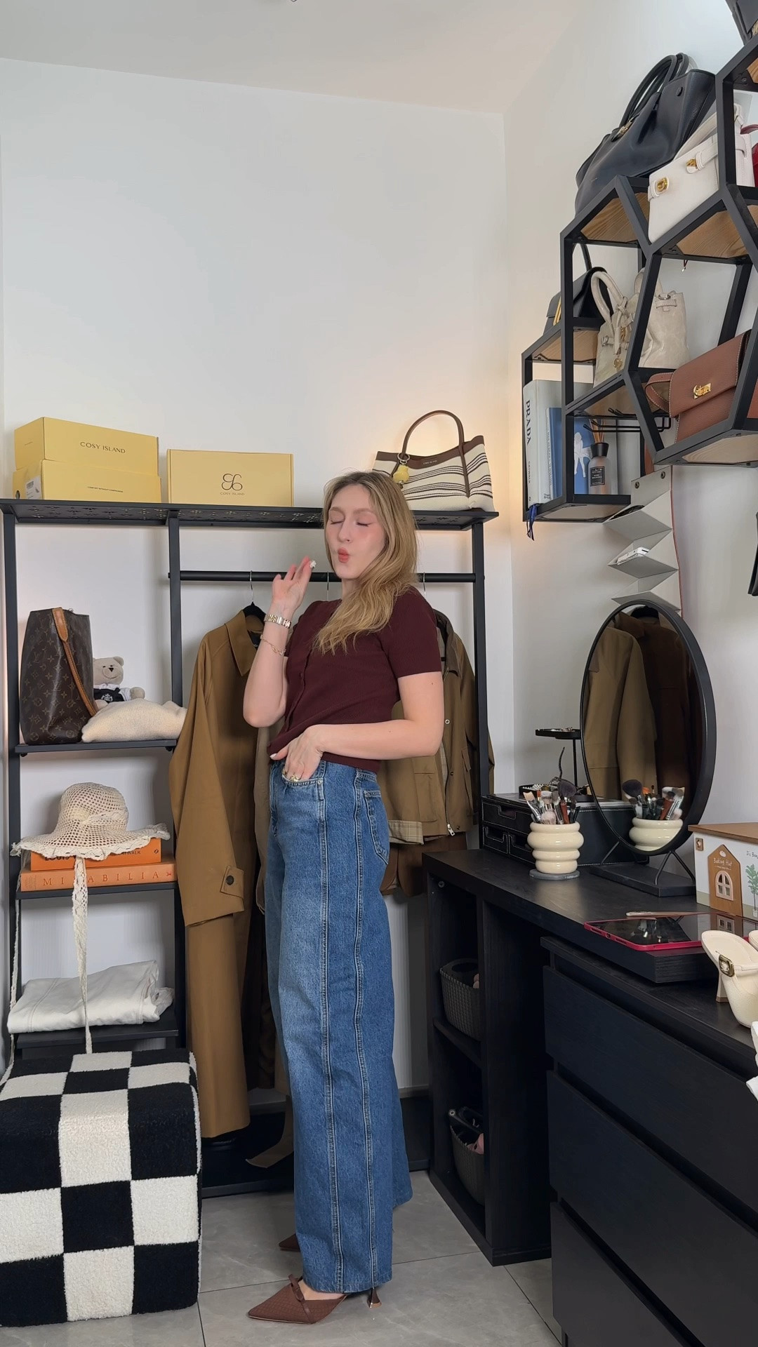 denim & knitwear outfit idea ☕️

Mango jeans
@UNIQLO top
Cosy Island heels and bag (YT10ACHER for 10% off)

#LTKworkwear #LTKshoes #LTKjeans