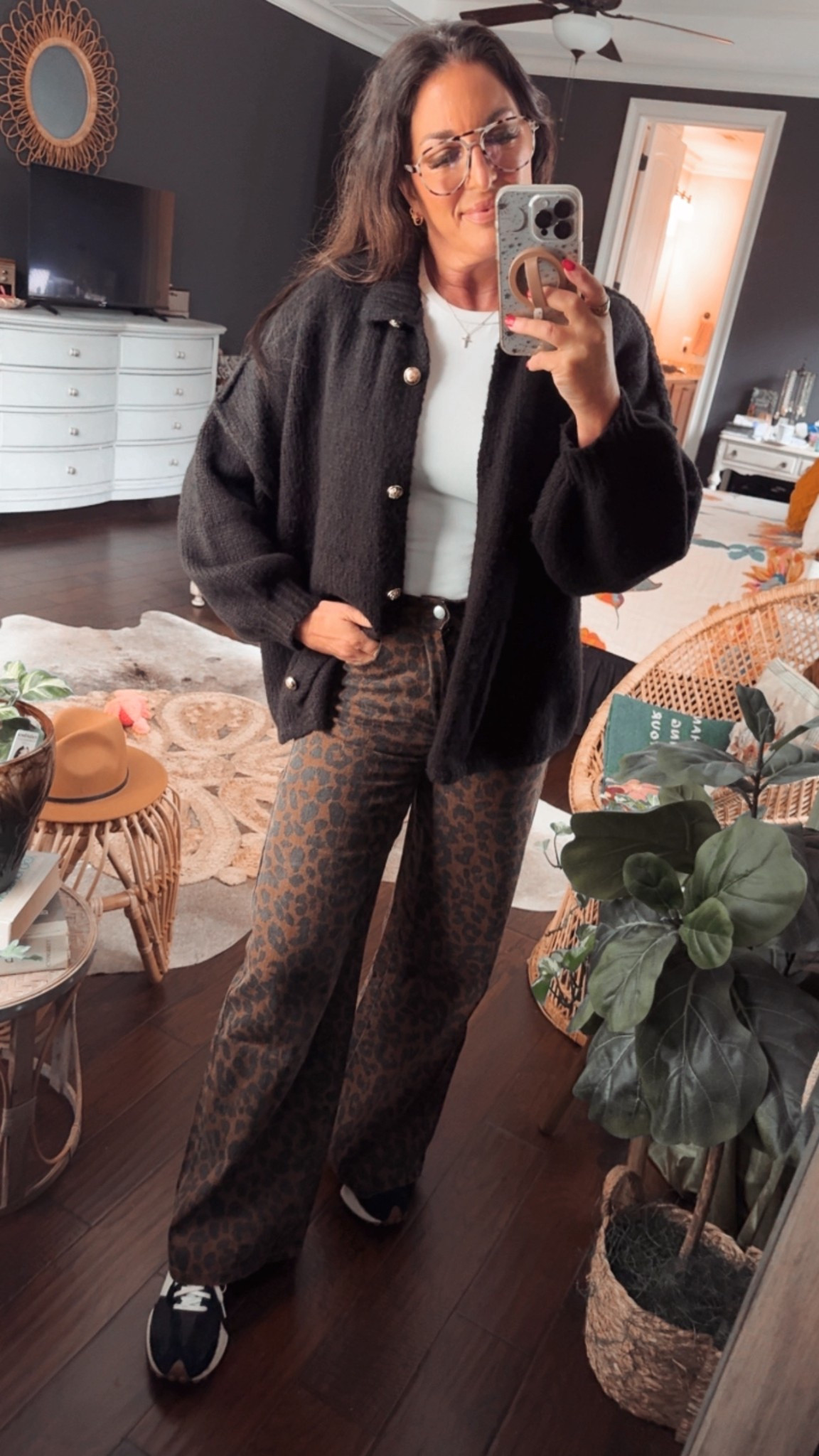 Cute winter casual look 

#LTKmomlife #LTKFindsUnder50 #LTKHoliday