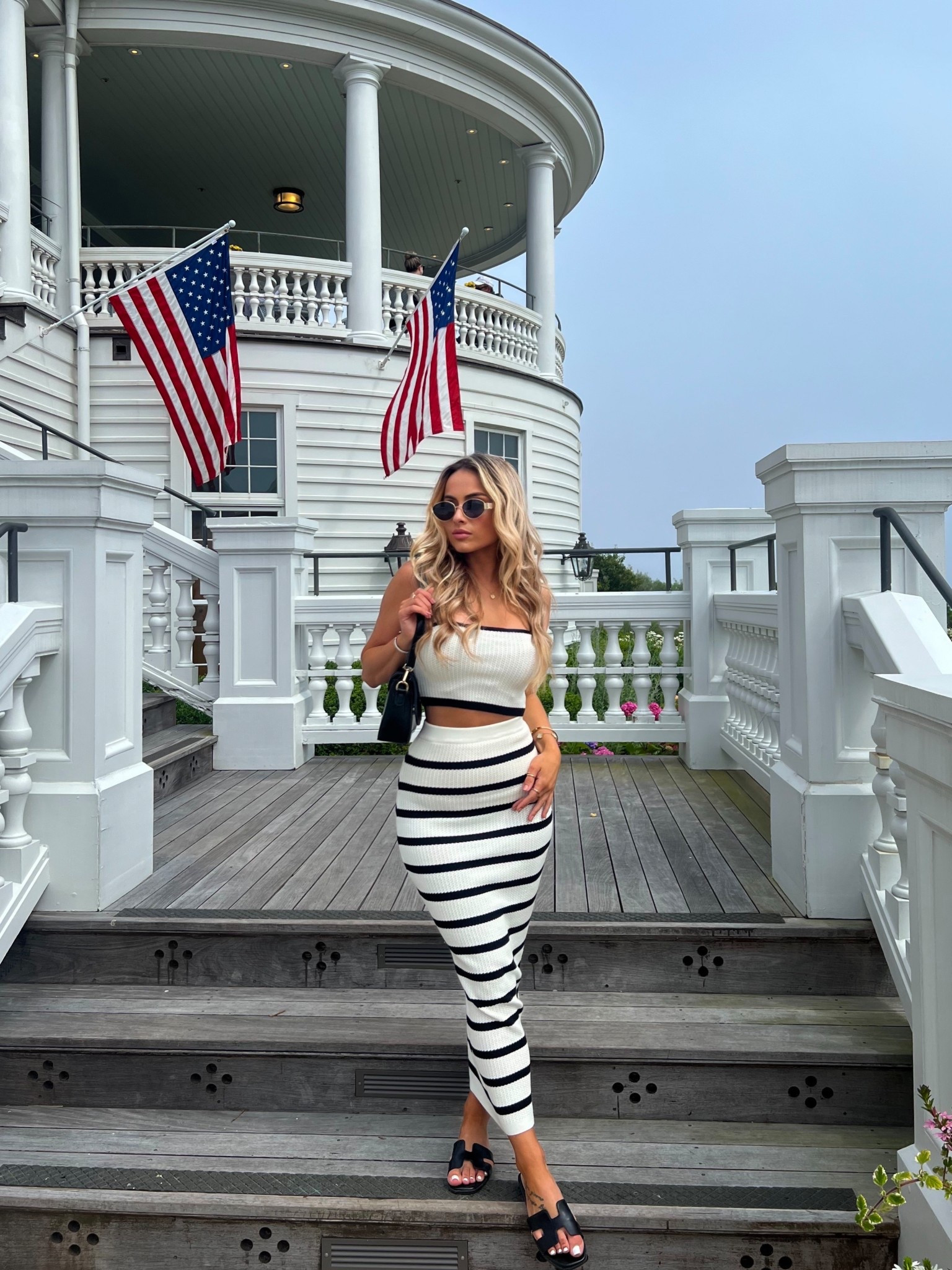 A timeless vacation look 🖤

#LTKTravel #LTKSeasonal #LTKStyleTip