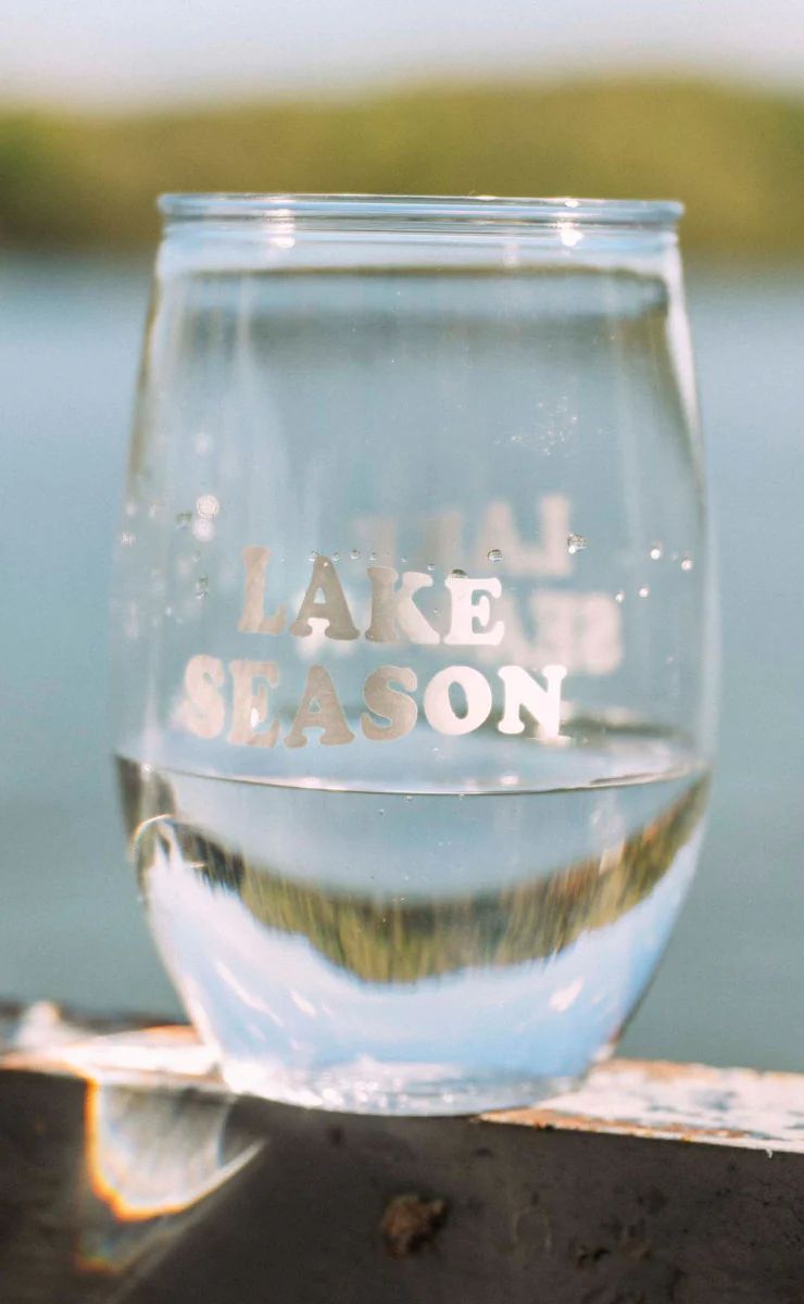 charlie southern: lake wine glass | RIFFRAFF