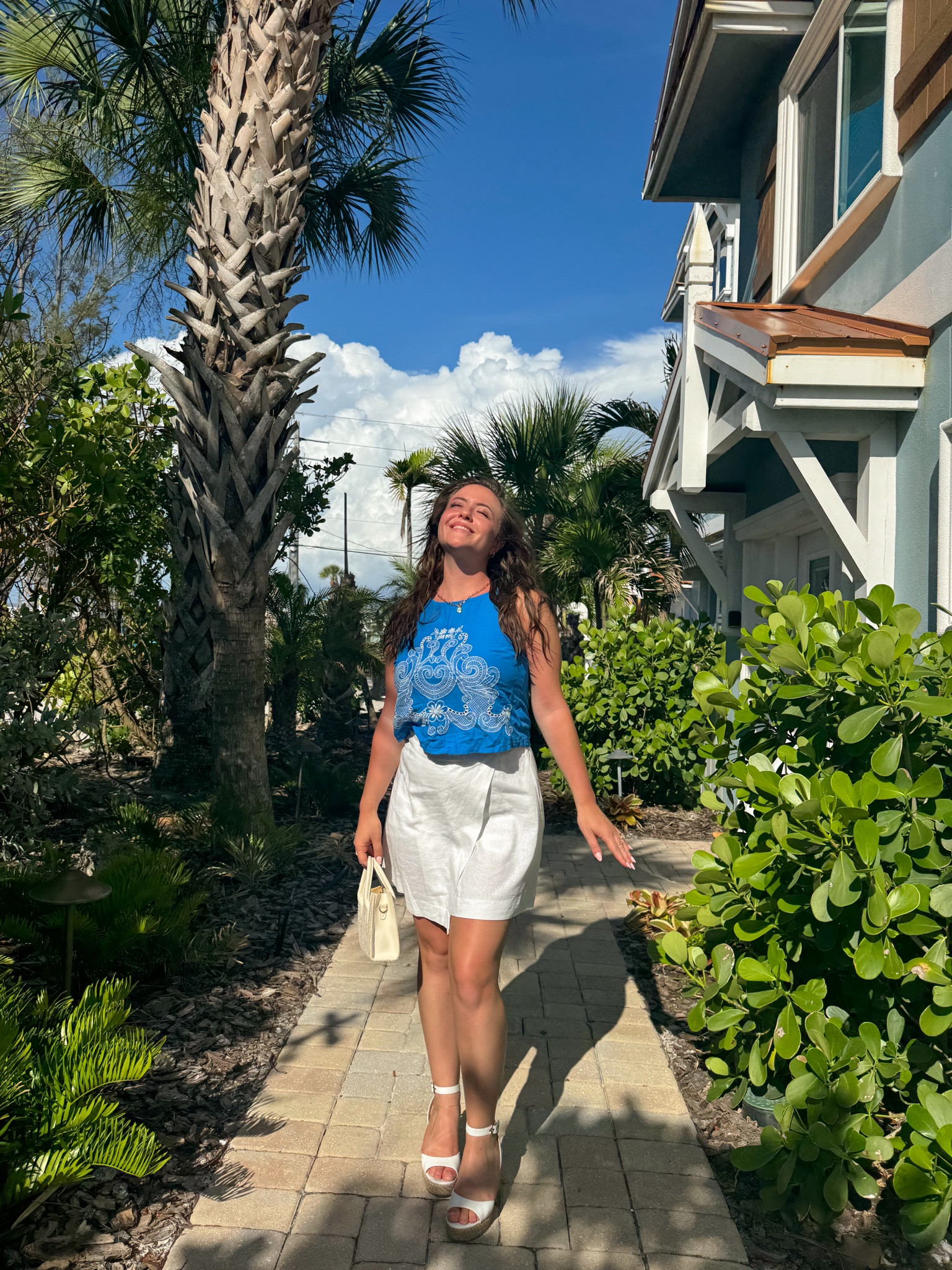 MDW ootd🩵 

Vacation summer ootd Memorial Day weekend Anna Maria island Florida beaches beach ootn summering beachy

#LTKgrwm #LTKTravel #LTKootd