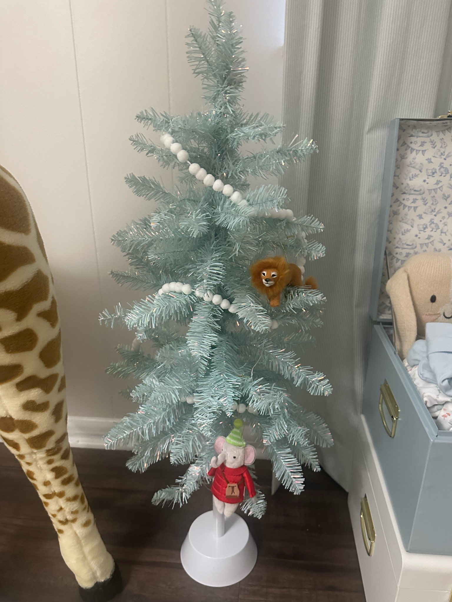 Coopers 1st Christmas 🌲🩵

#LTKFamily #LTKHoliday #LTKGiftGuide