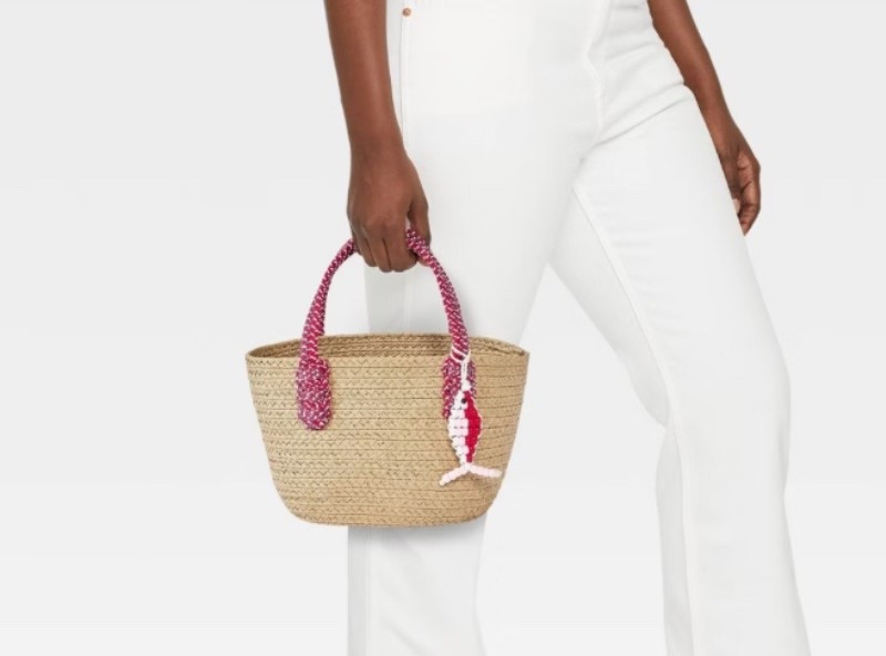 Cute Straw Mini Tote $30

#LTKTravel #LTKOver40 #LTKootd