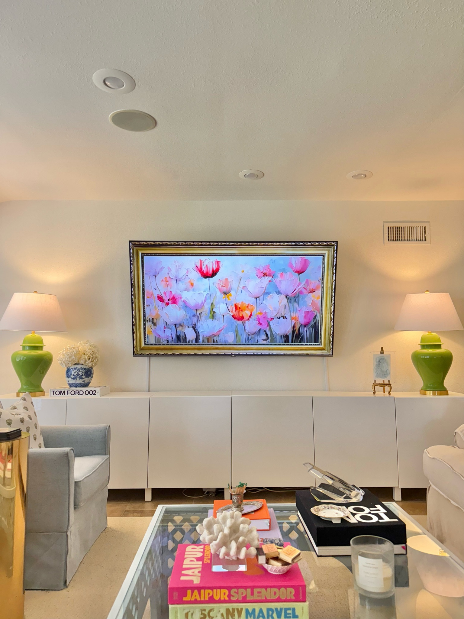 Living Room DETAILS 🌸🌷 these lamps make this space!!! 

#LTKStyleTip #LTKHome