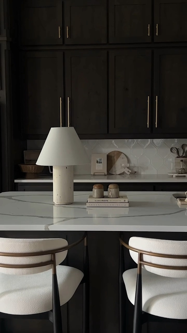 What I bought VS how I styled it! 🤎 | Travertine Lamp Decor! 

#travertinelamp #kitcheninspo #kitchendecor

#LTKhome