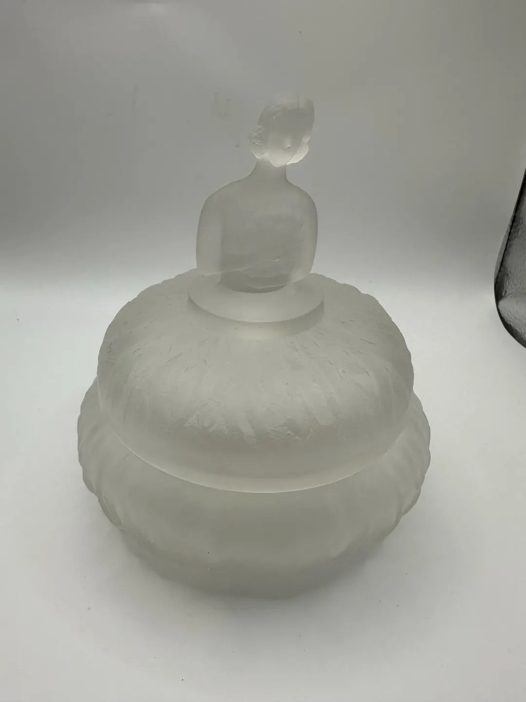 L.E. Smith Glass 1940's Frosted Crystal Vanity Powder Jar LILLIAN II | Etsy (US)