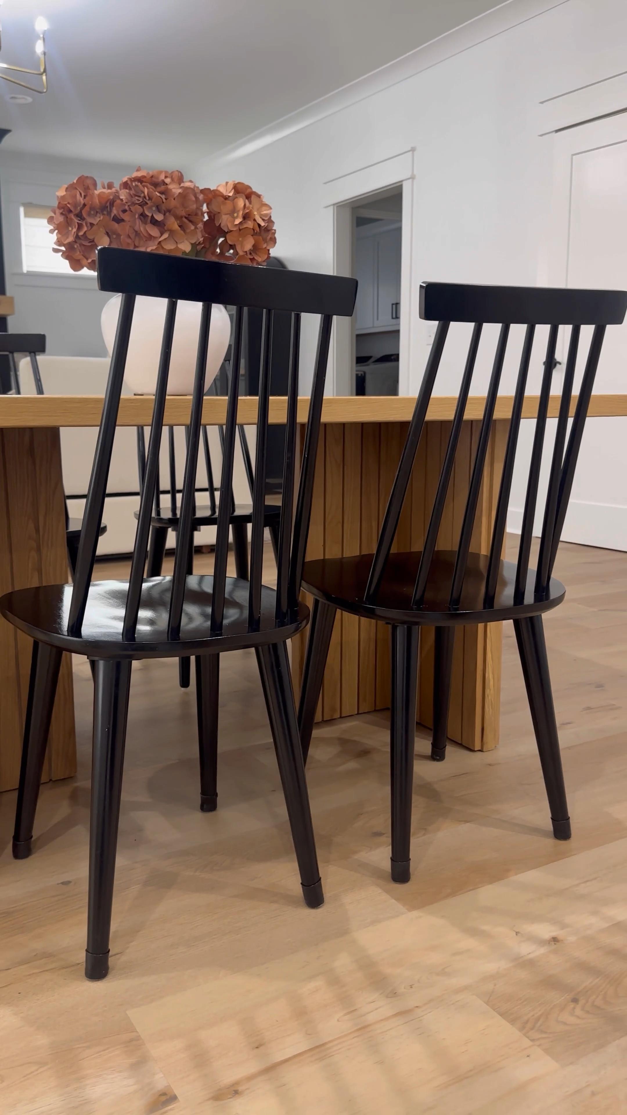 Amazon home favs - floor and counter protection edition ✨ 
#kitchen #amazonhome #diningtable #floorprotectors 

#LTKHome #LTKVideo