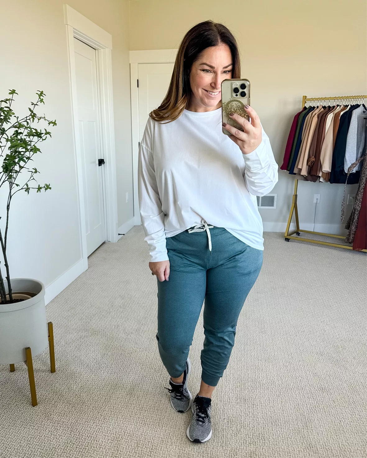 Vuori Jogger Outfit Ideas & Dressing Up with my Toddler