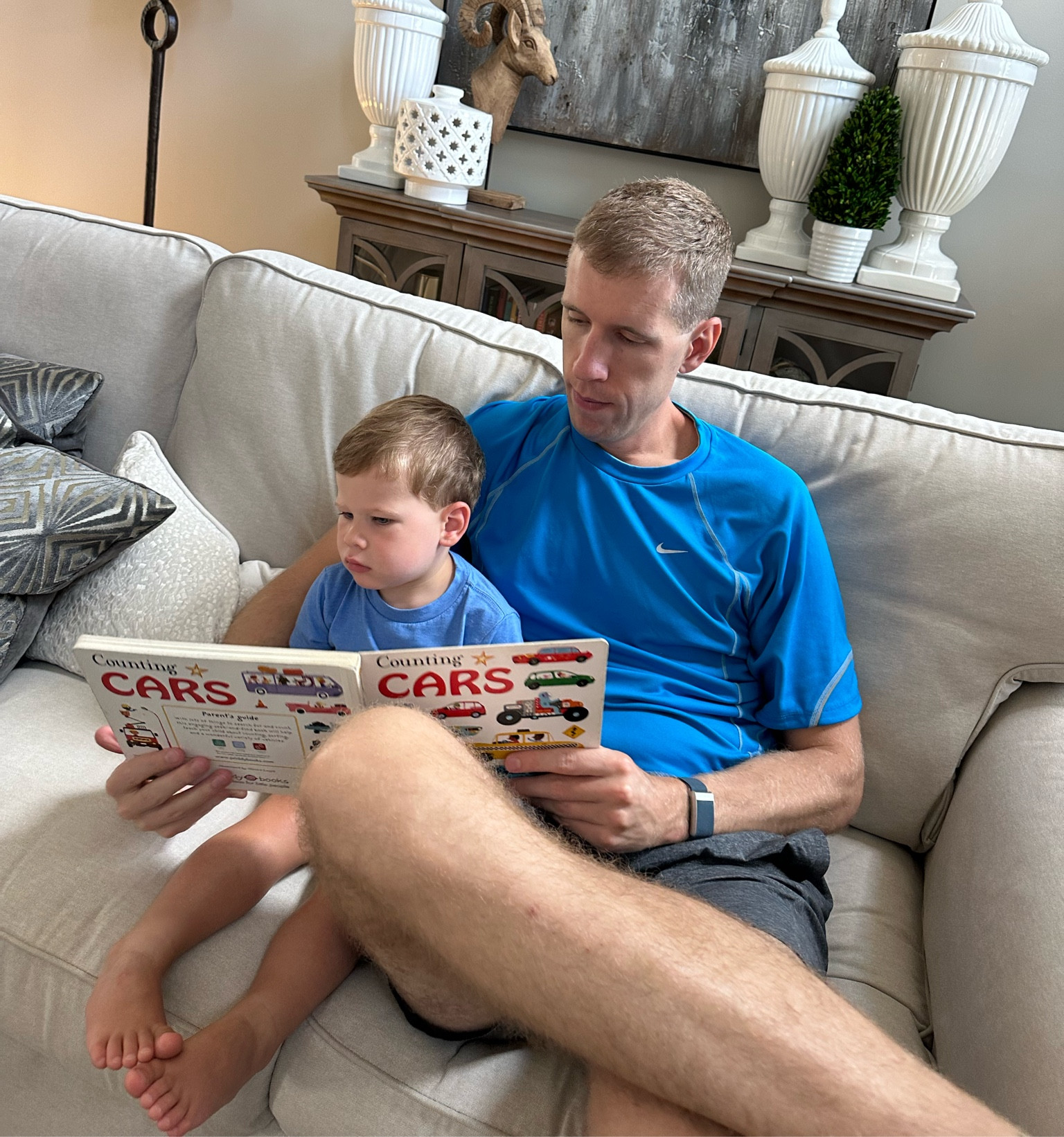 this quickly became one of HRB’s fav books! Great for counting, sorting and color recognition!

#LTKFamily #LTKKids