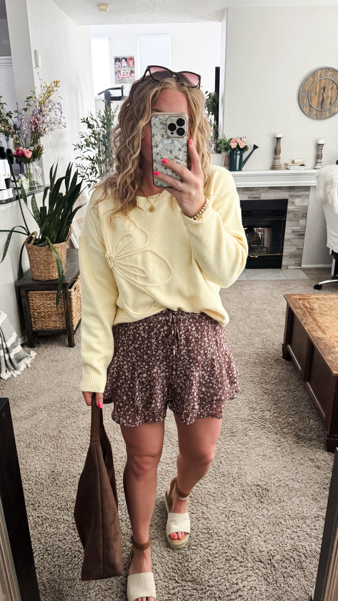 Spring outfit idea from amazon — yellow sweater, brown floral skort, platform sandals, and brown faux suede bag






outfit inspo, outfit ideas, casual outfits amazon, amazon outfits every day, spring outfits 2026, summer outfits, Easter outfit, spring skirt outfit, 

#LTKPetite #LTKSaleAlert #LTKootd