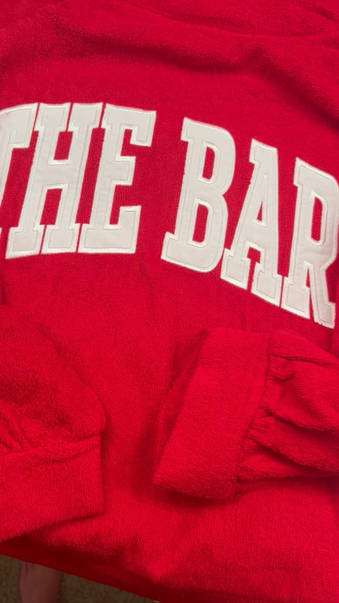 Raise it #thebar #varsityswearshirt

#LTKActive #LTKSeasonal #LTKStyleTip