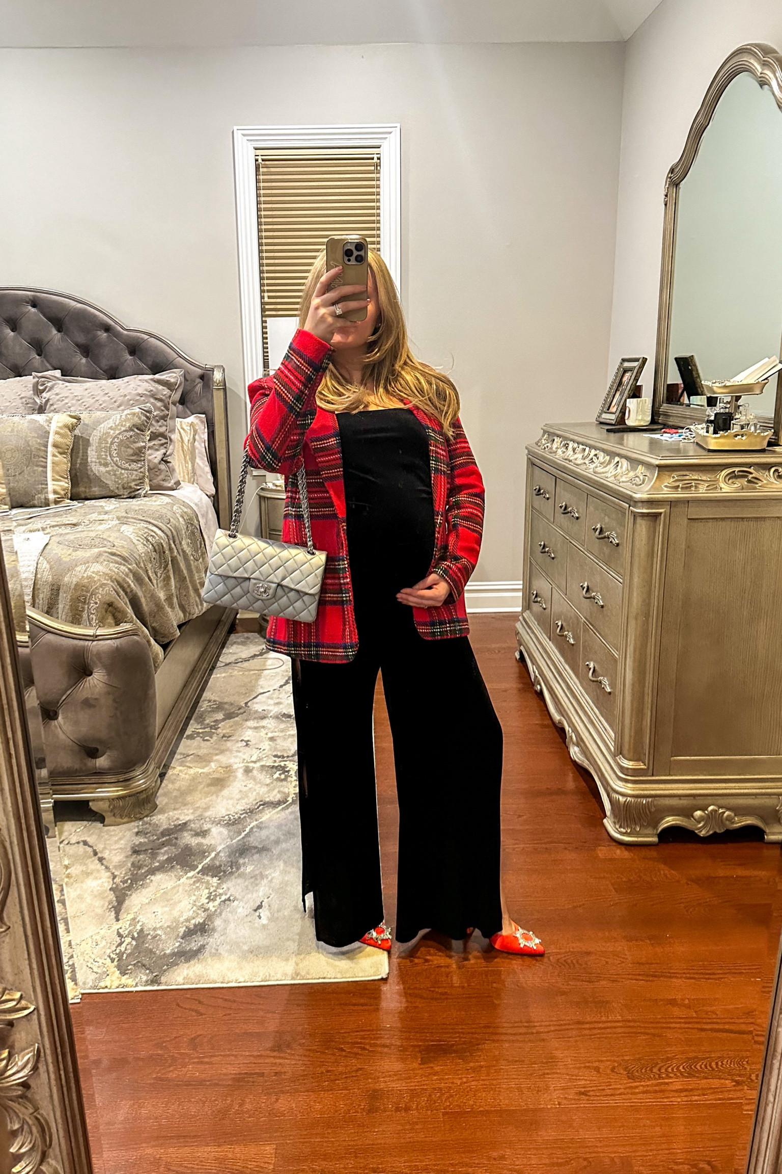 Blazer & velvet jumpsuit for Christmas and holiday party

#LTKbump #LTKHoliday #LTKfindsunder100