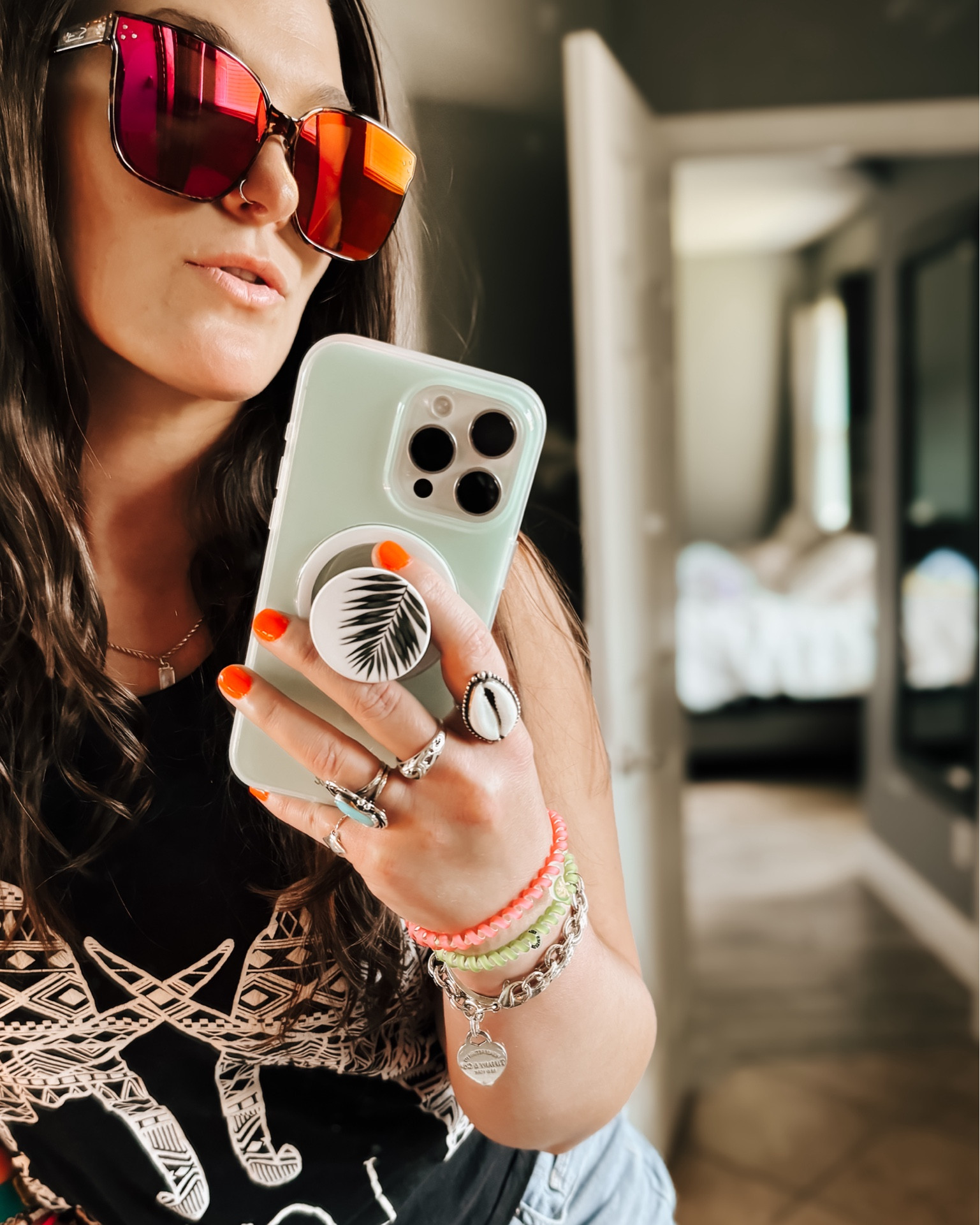 New fave sunnies!

#LTKStyleTip #LTKGiftGuide #LTKBeauty