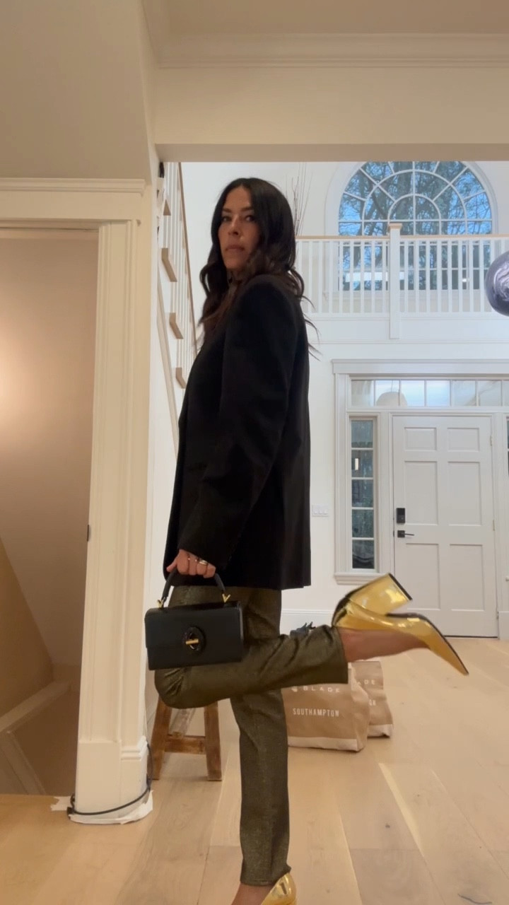 All in the details ✨

#LTKStyleTip #LTKVideo #LTKWorkwear