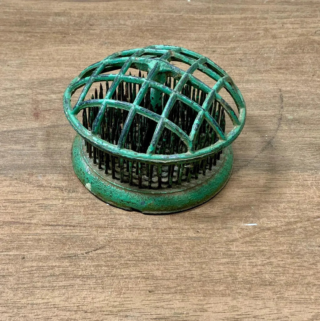 Unique Vintage Flower Frog /garden Collectibles/ Vintage Garden/ Garden Decor - Etsy | Etsy (US)