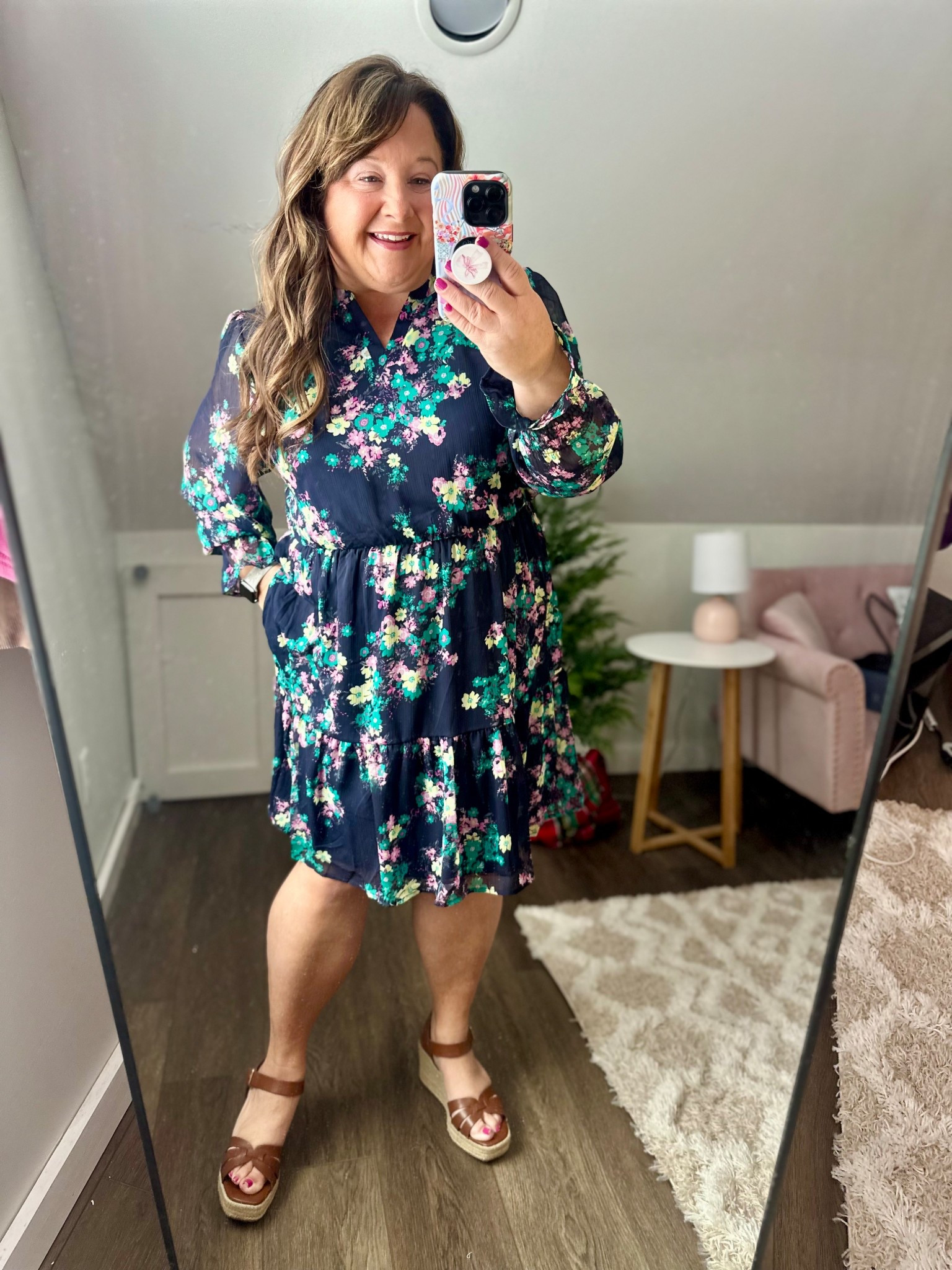 Adore everything about this little dress. Love this style, I do recommend sizing down. 