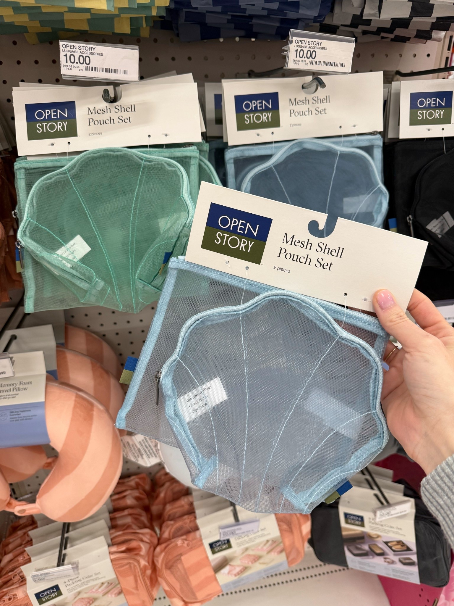 She’ll mesh travel bags 

#LTKSeasonal #LTKTravel