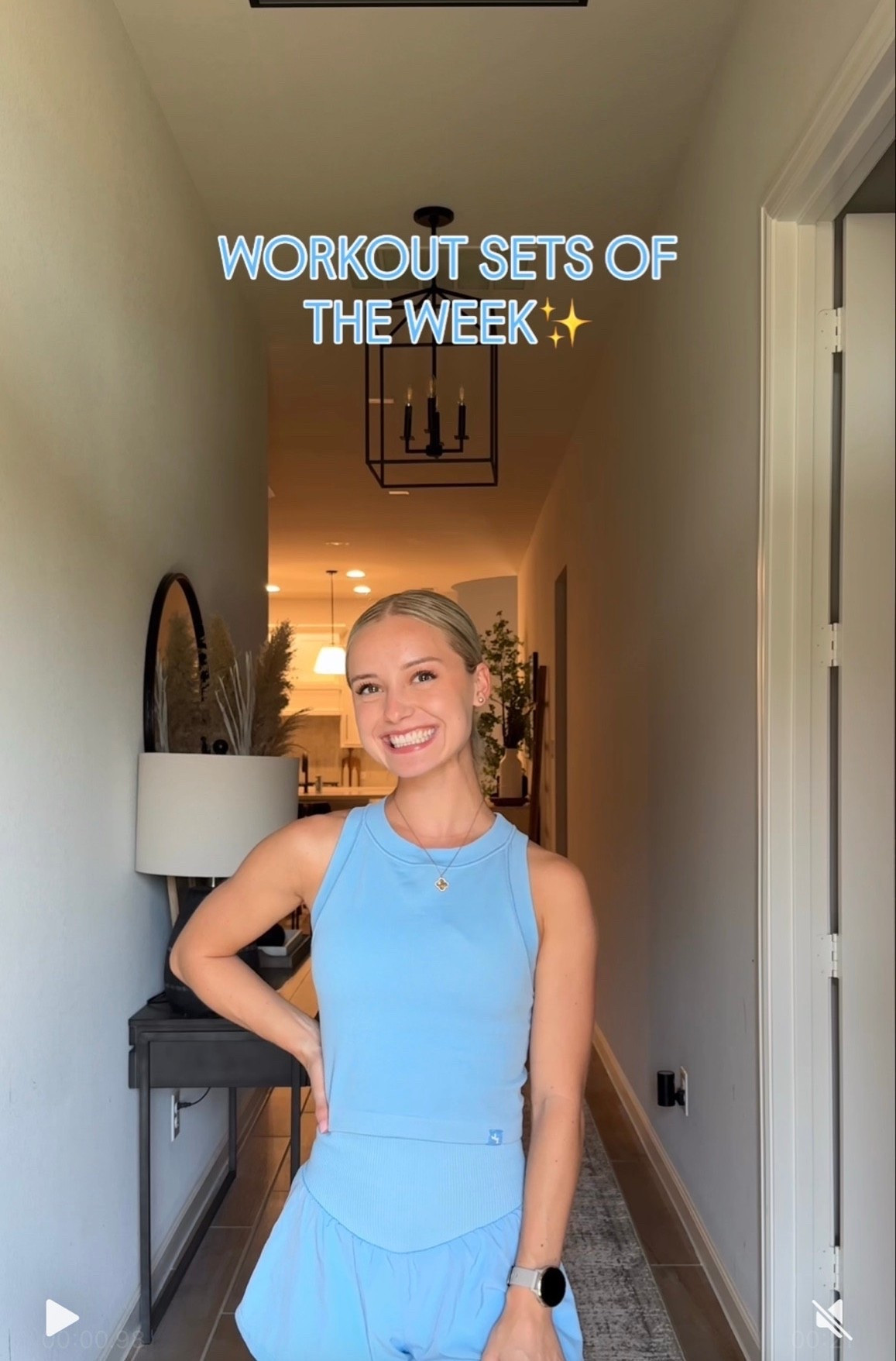 Workout set of the week 

Xs in shorts and s in top. Could have done xs in top 