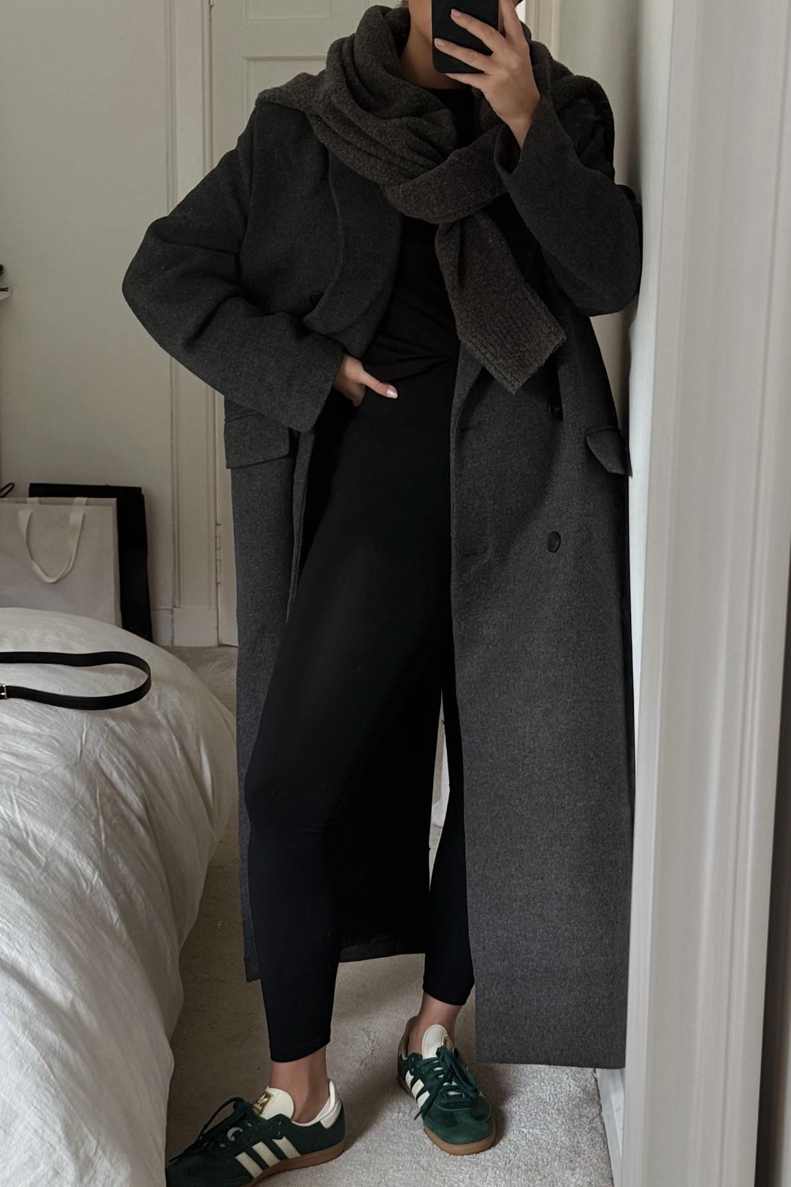 Errands 👟

Casual style / grey coat / oversized coat / off duty style

#LTKSeasonal #LTKtravel #LTKstyletip