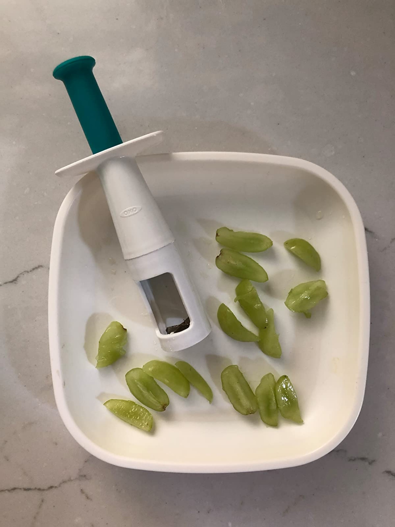 How To Use An OXo Grape Cutter 