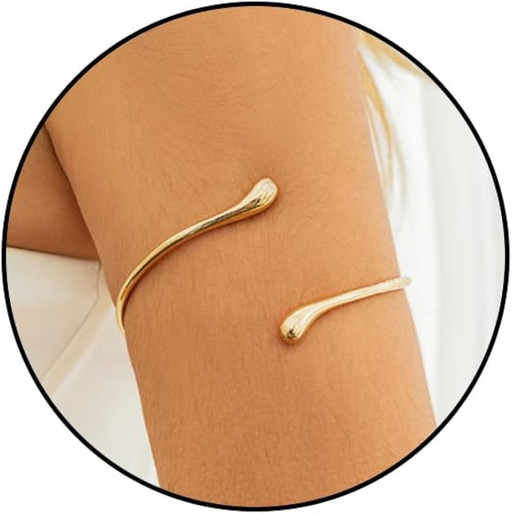 Gold Coil Arm Cuff for Women, Upper Arm Gold Cuff Bracelet Armlet Minimalist Armband Bangle Liqui... | Amazon (US)