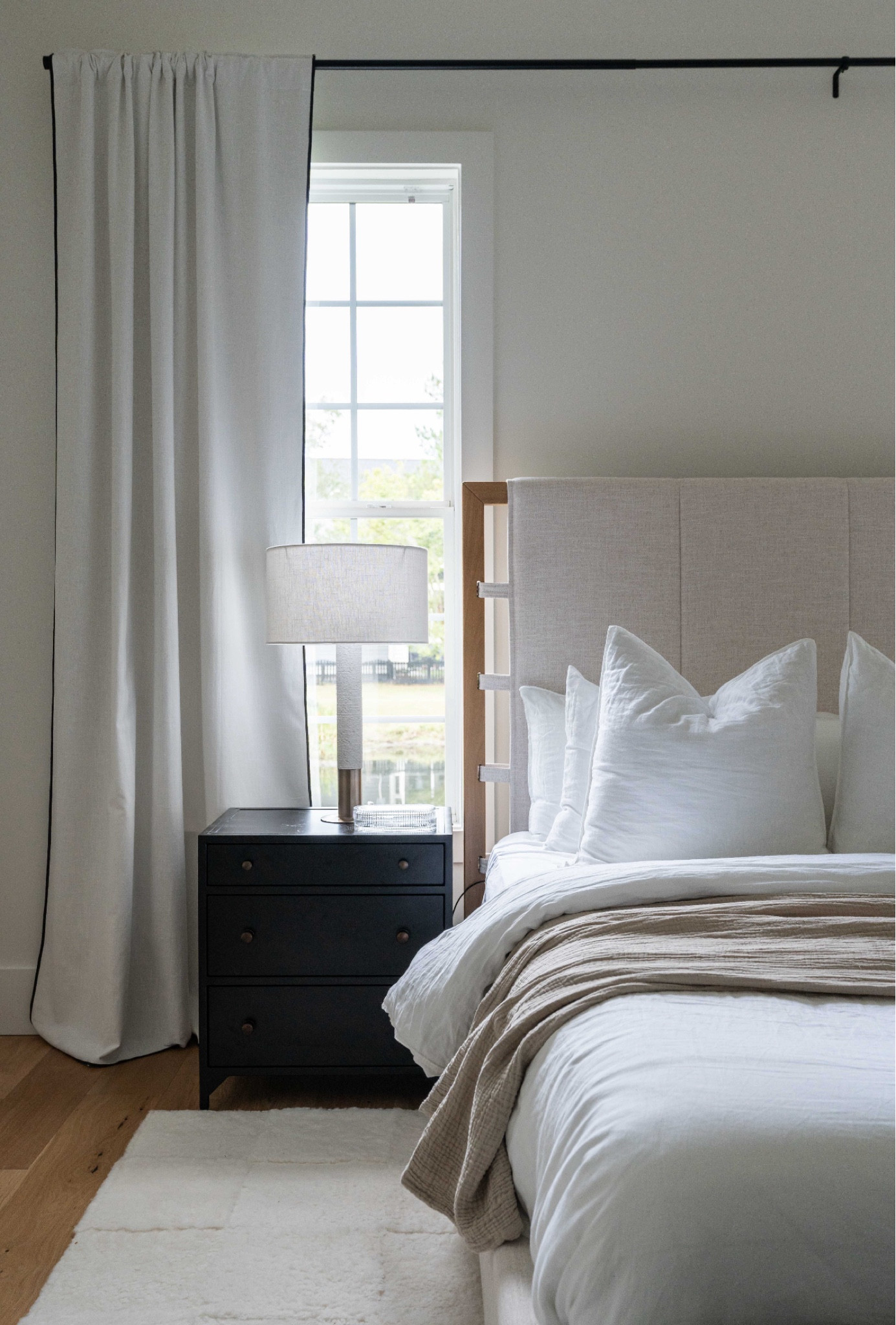 Tackle 2024 like a boss! But first, you must make sure you have that place of zen. Check out Hyer’s version of a modern primary suite that encapsulates calming yet positive energy. 

Shop this whole look!

#LTKhome