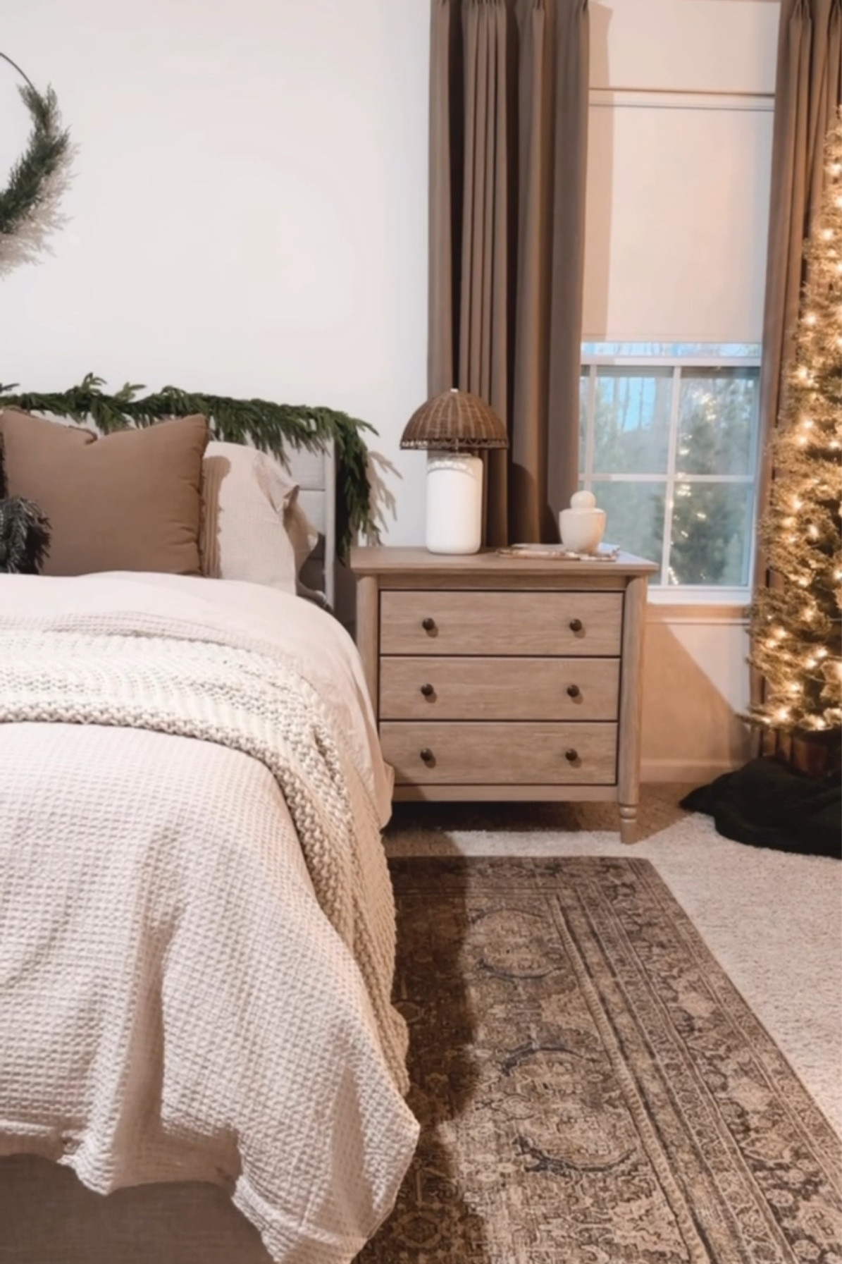 Master bedrom inspo

#LTKHome #LTKU