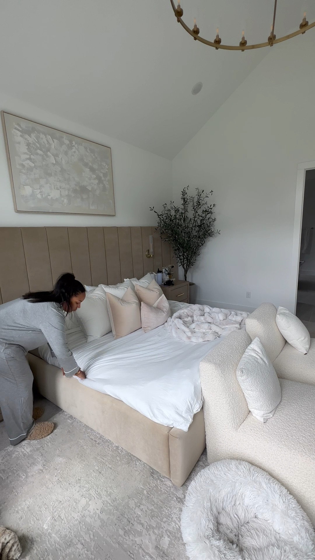My favorite bedding and bedroom decor! 

Home - bedroom - bedding - home design - master bedroom - accent chair - home decor - spa - brooklinen - cozy earth 

#LTKVideo #LTKhome #LTKfamily