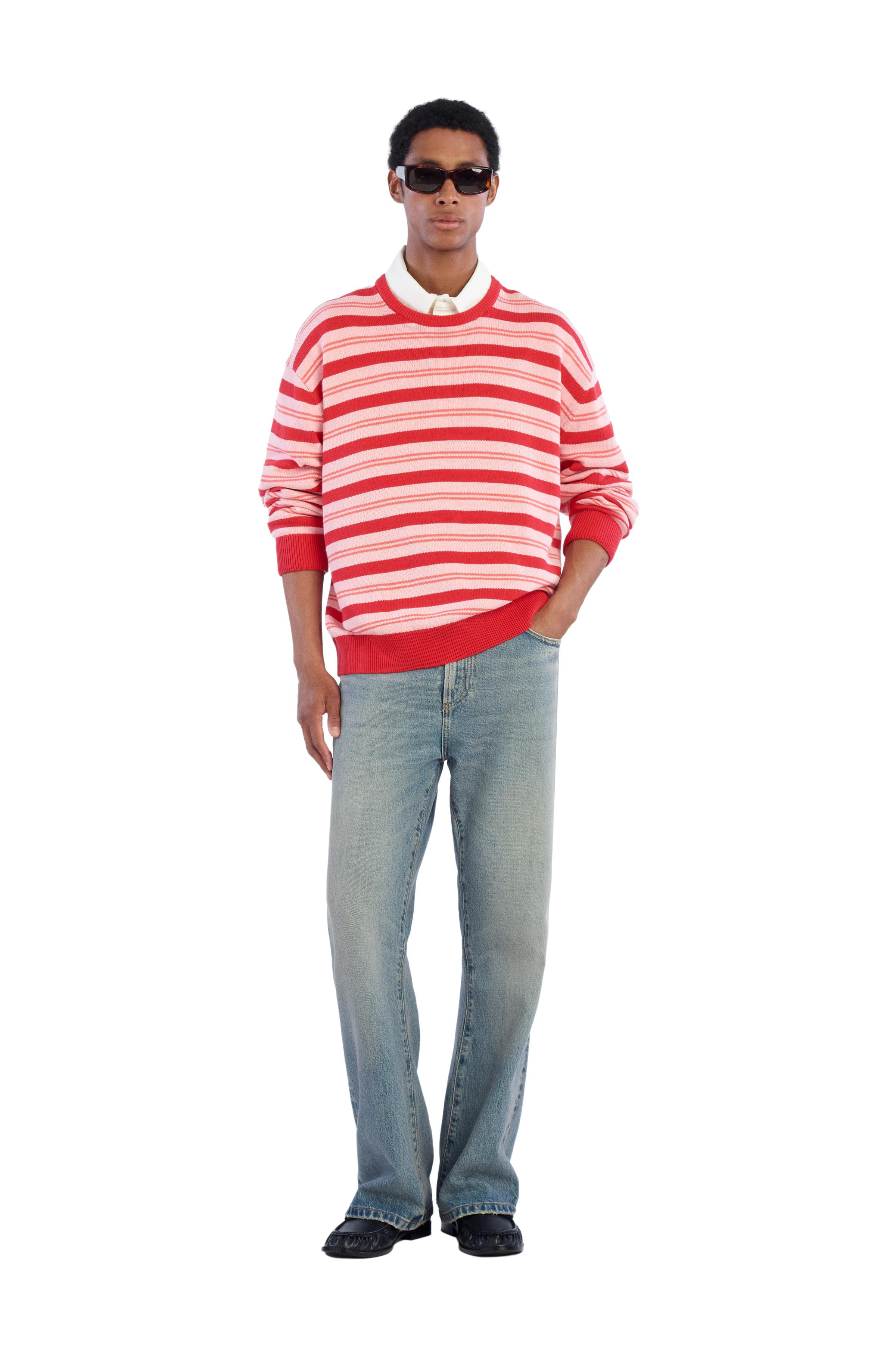 Relaxed fit knit jumper made from a cotton and linen blend yarn. Round neck and long sleeves. Rib... | Zara US