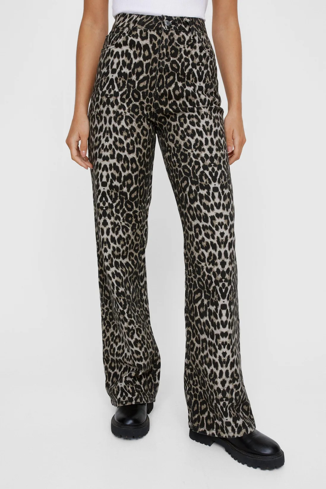 Leopard Straight Leg Jeans | NastyGal UK