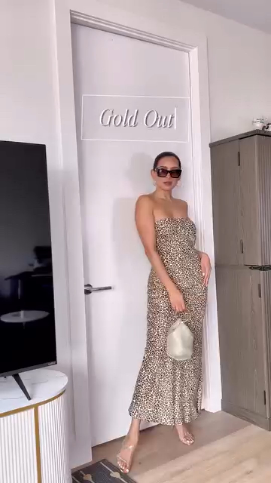 1 Vestido (dress)

Mis 3 opciones (my options)

😎 🐆🤎🖤💛

@anthropologie 👗 
@zara 👡 
@mango 👡