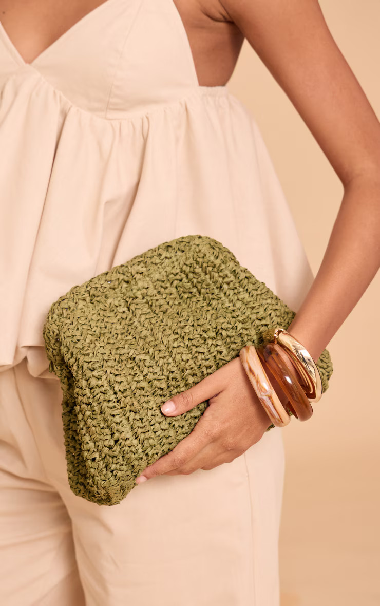 Olive Raffia Slouchy Clutch | PrettyLittleThing US