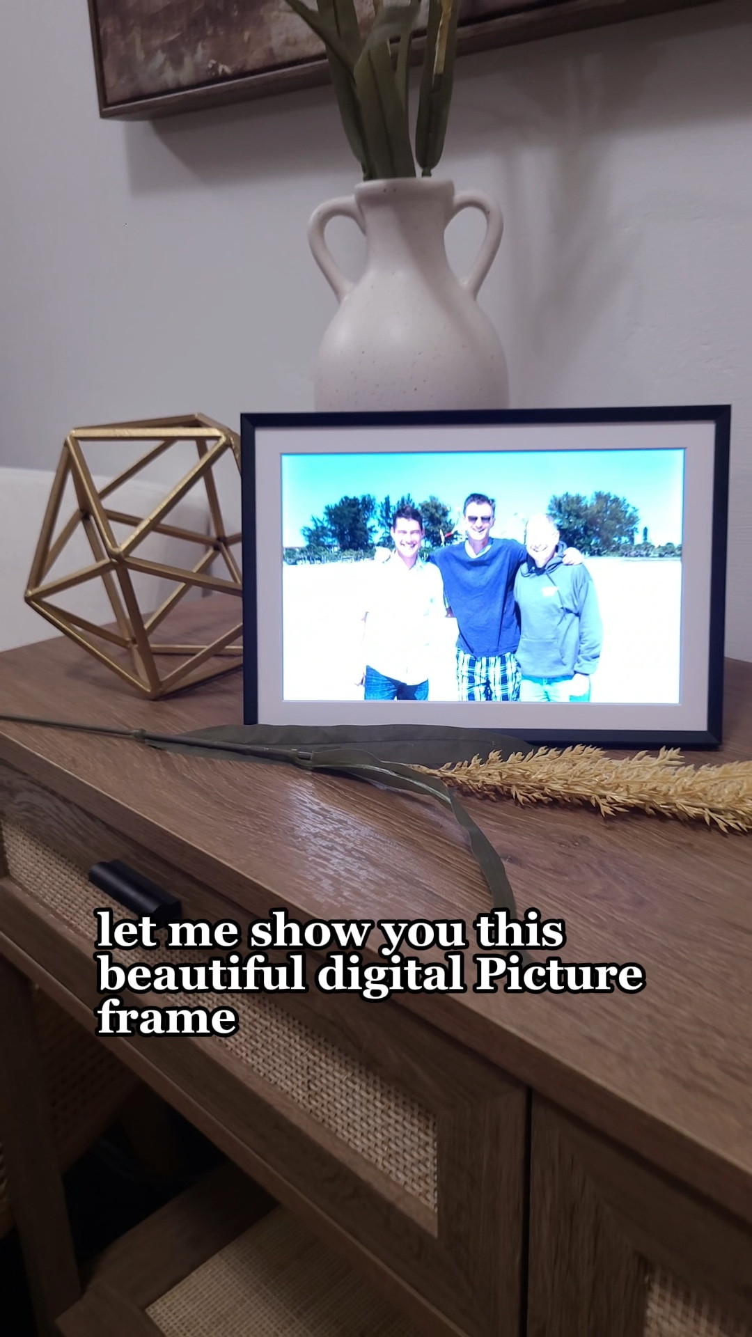 The perfect digital photo frame !!!

#LTKSaleAlert #LTKCyberWeek #LTKHome