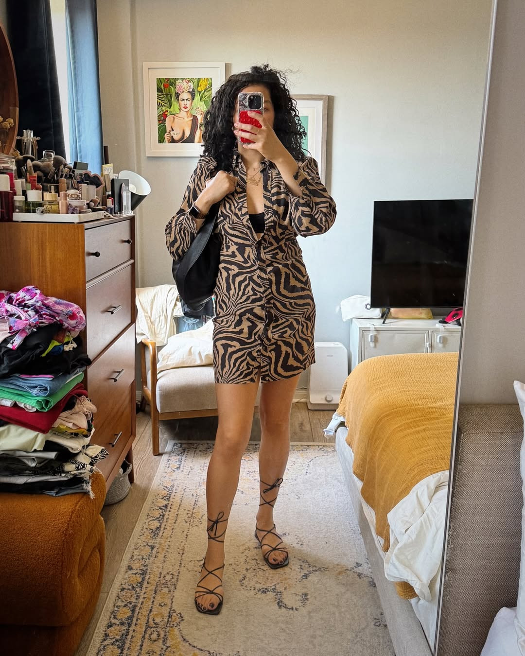 What She Carries: A Market Tote that goes from work to dinner without missing a beat. 

// Fashion, Outfits, Outfit Ideas, Outfit Inspo, Classy, Classy Outfit, Classy, Trending, Trendy, Trendy Outfits, Mom Fit, Mom In Style, Mom Style, Mom Outfits, Mom Fashion, Summer, Summer Outfits, Summer Bag, Handbags, Tote Bag, Midi Dress, Sandals, Sandals Women, Sandals Women 2025, Platform Sandals 

 

#LTKStyleTip #LTKShoeCrush #LTKItBag