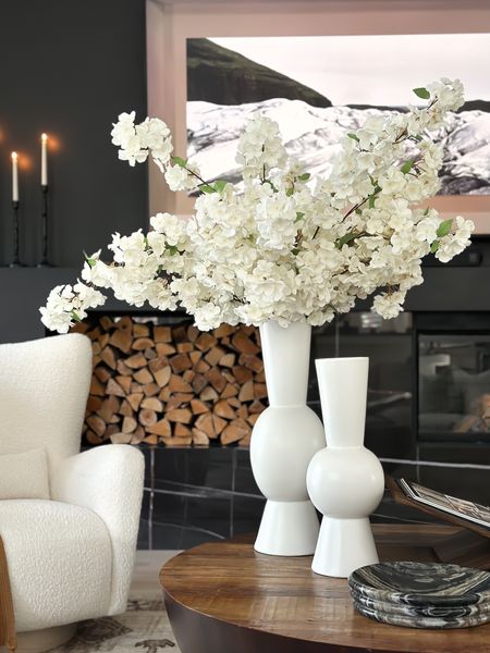 White florals 

White vase set, coffee table, chair

#LTKstyletip #LTKSeasonal #LTKSpringSale