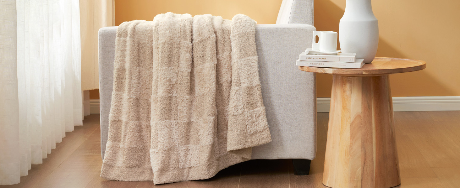 Snuggle Sac Checkered Throw Blanket Faux Fur Microfiber Blankets for Couch,Cozy Soft Warm Blanket... | Amazon (US)