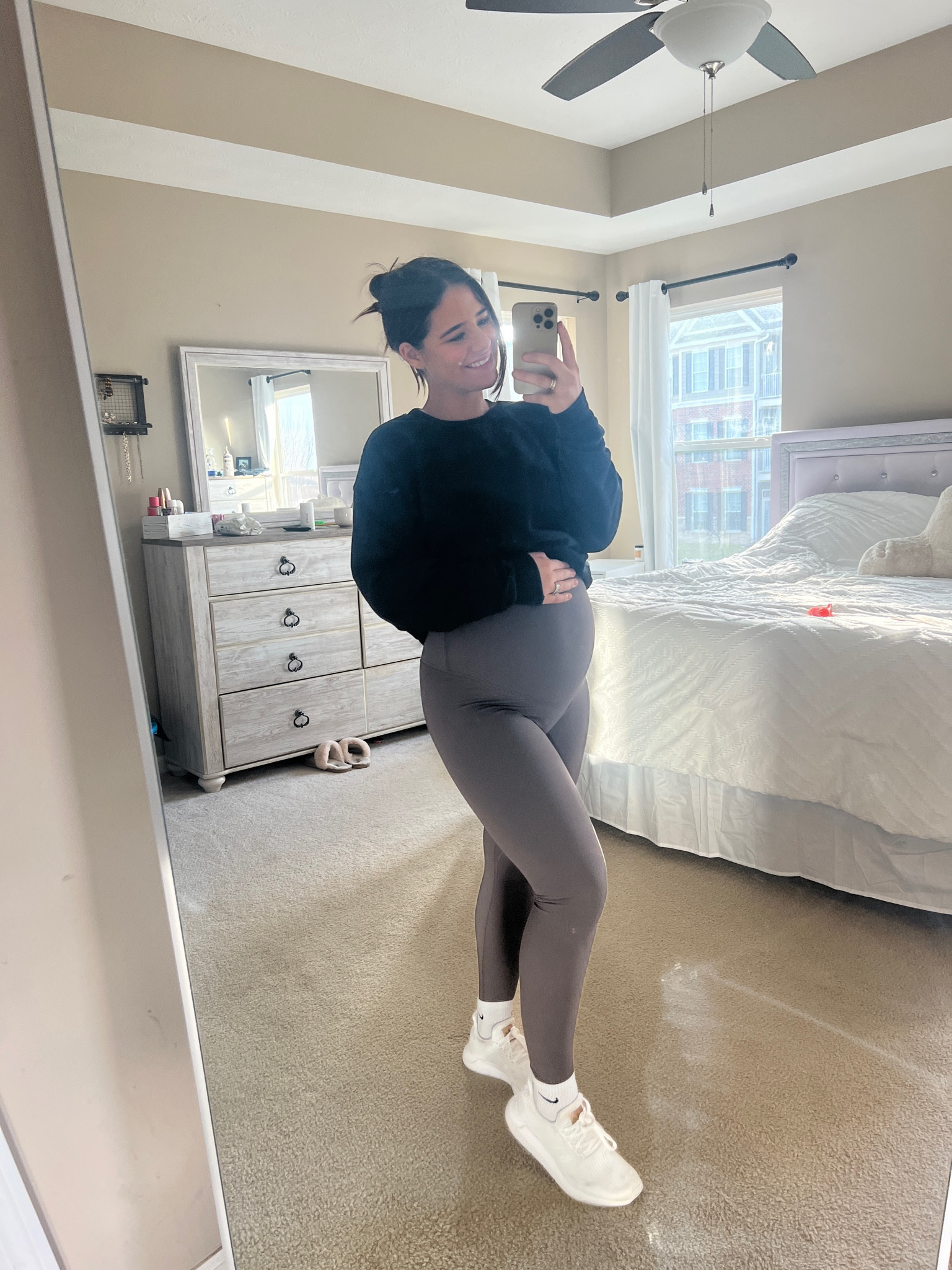 Maternity leggings, maternity activewear, bump outfit, winter maternity, Amazon maternity, Amazon style, bump style, maternity style

#LTKunder50 #LTKbump #LTKstyletip