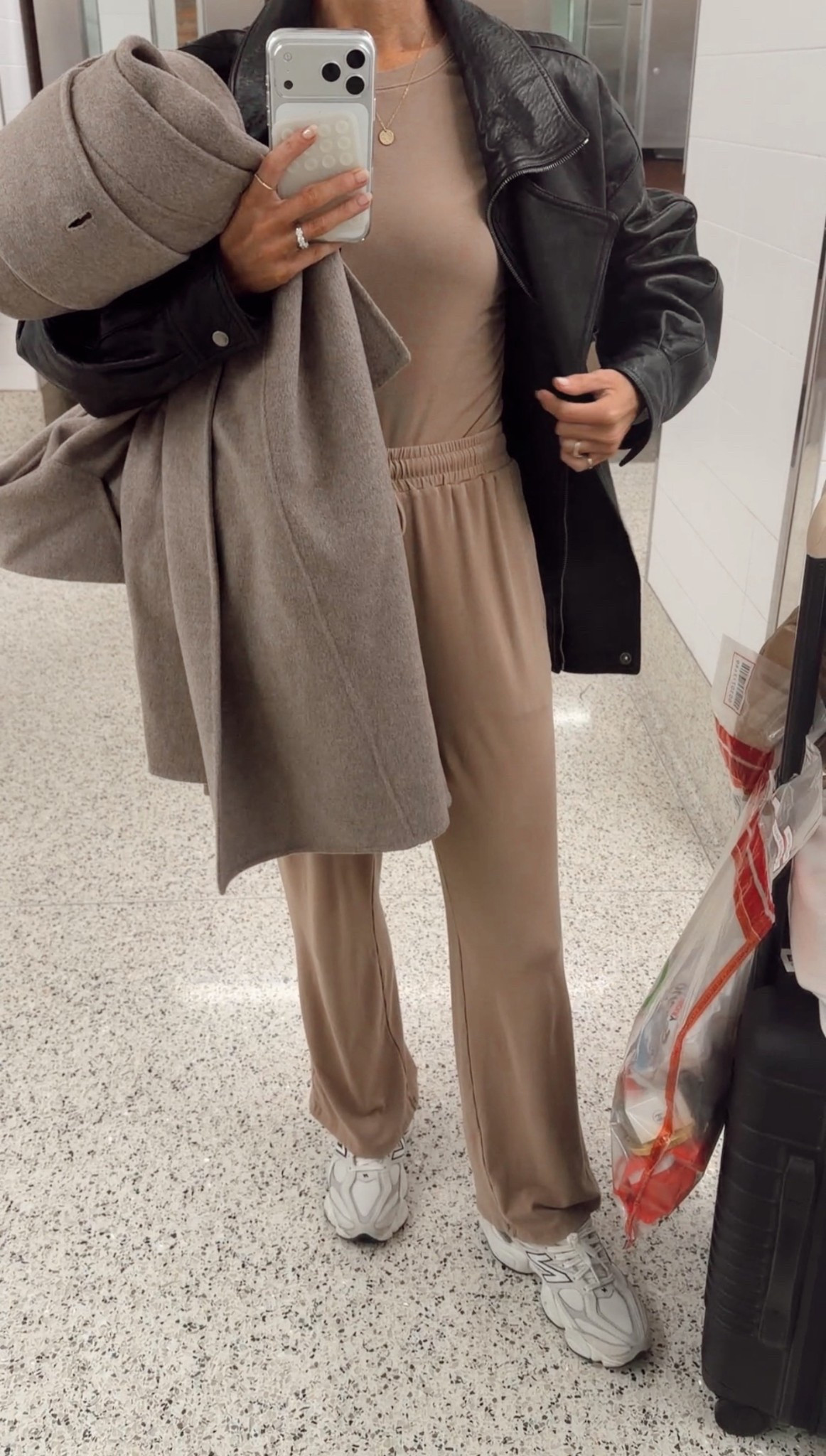 This set is so good I own it in multiple colors! I’m just shy of 5-7” wearing the size small. Perfect for lounging around but also great for travel✈️
StylinByAylin, Aylin #amazon #nordstrom #traveloutfit

#LTKTravel #LTKStyleTip #LTKSeasonal