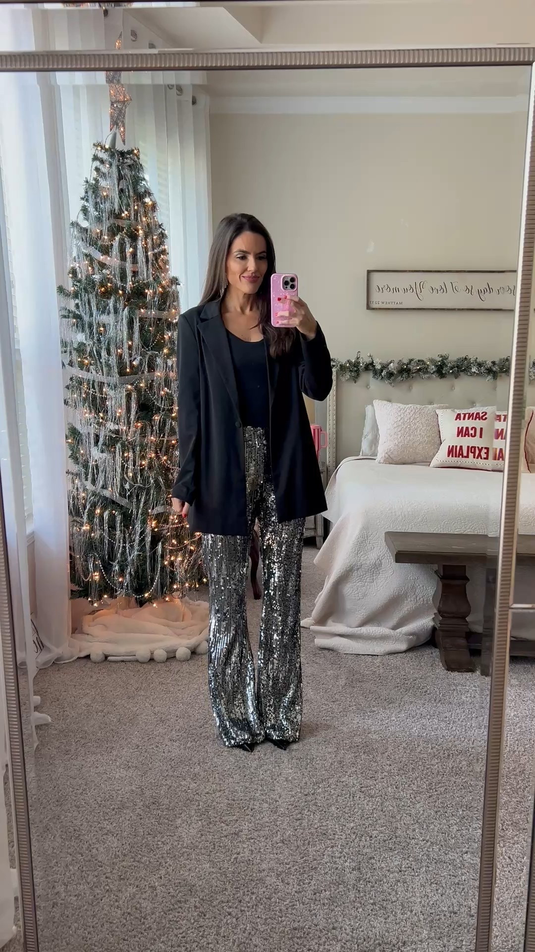 Walmart holiday outfit 
XS in pants 
