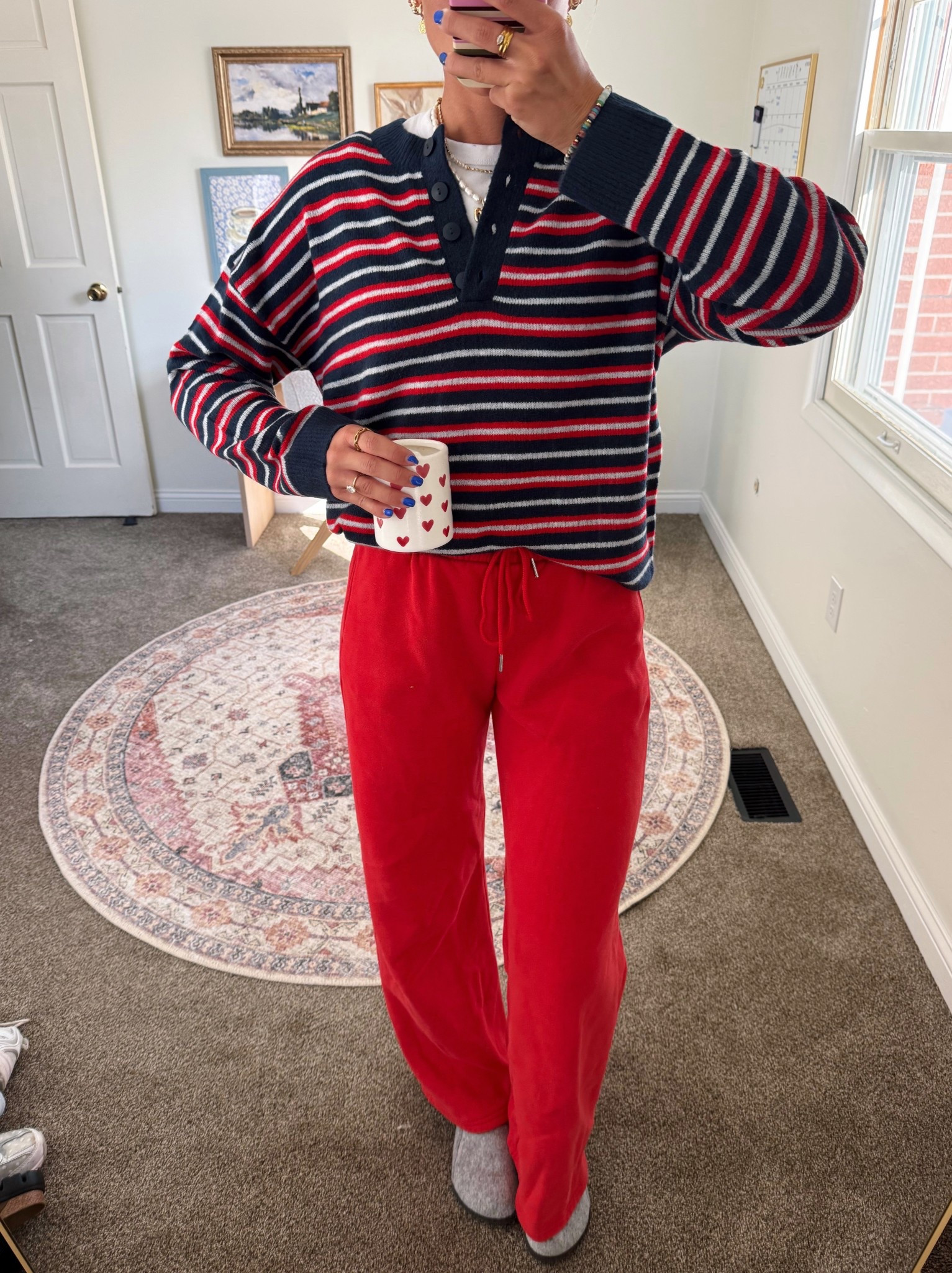 Fun colors in the Winter > ❤️🫐❤️🫐 size medium in the sweater & small long in the sweats!

#LTKootd