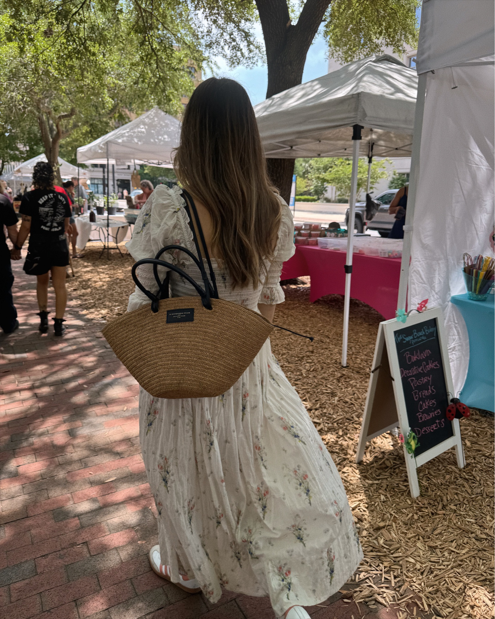 The best dress that works for both before and during pregnancy! And the perfect spring/summer straw bag!  

#LTKstyletip #LTKbump #LTKitbag
