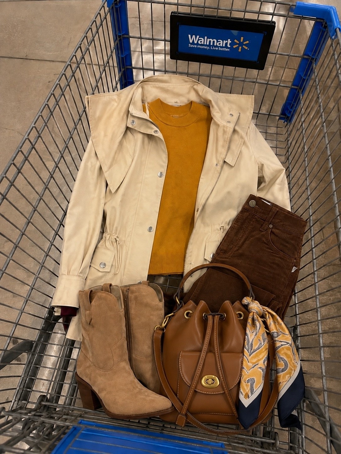 Walmart fall Outfit idea! 🫶

#LTKootd #LTKgrwm #LTKmomlife