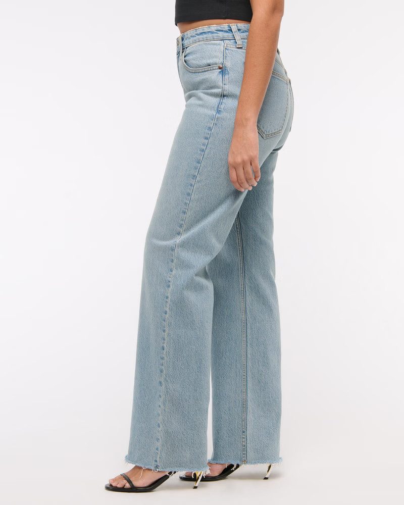 Curve Love High Rise 90s Relaxed Jean | Abercrombie & Fitch (US)