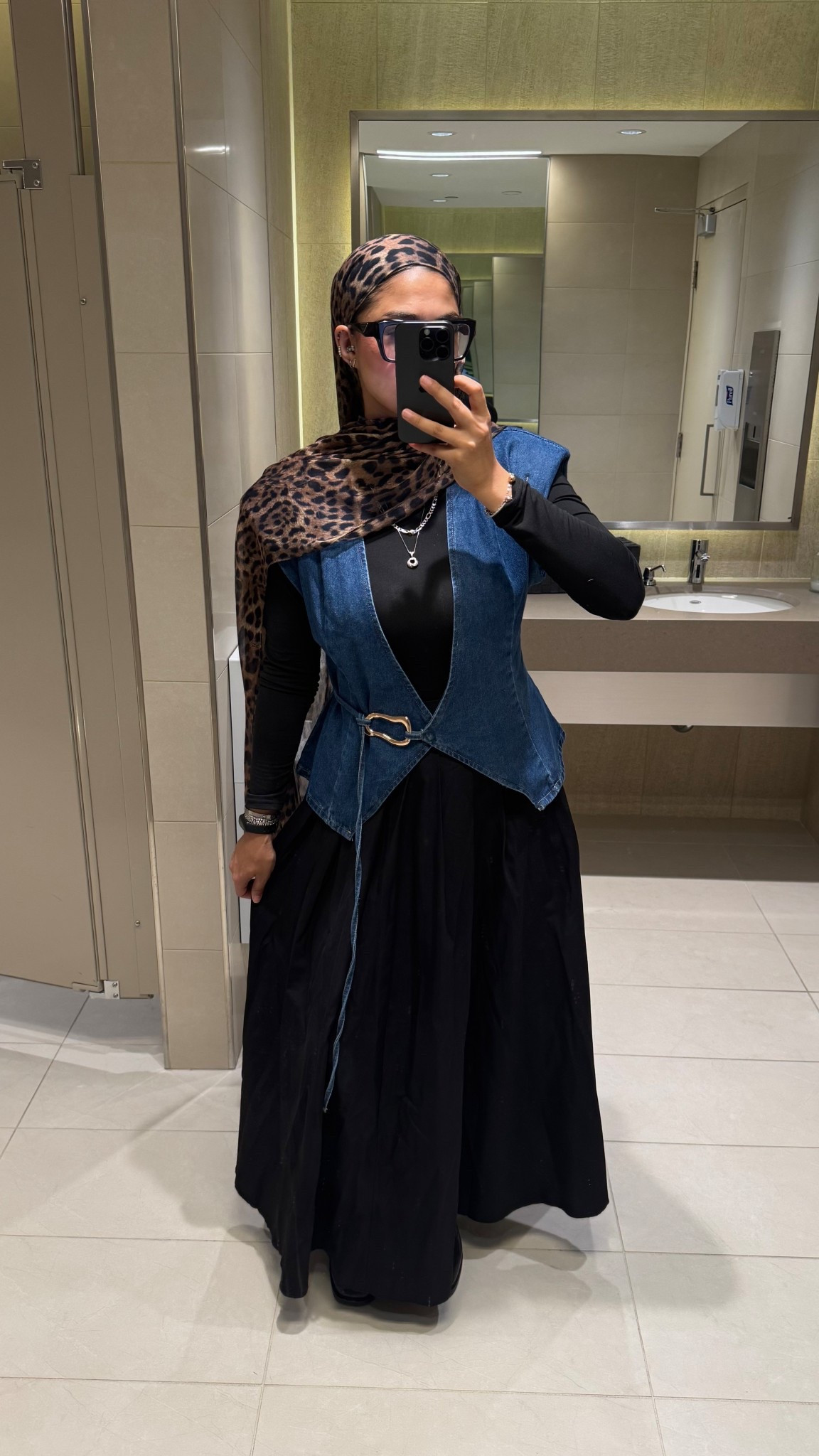 cute skirt outfit 

#LTKfall #LTKworkwear #LTKstyletip