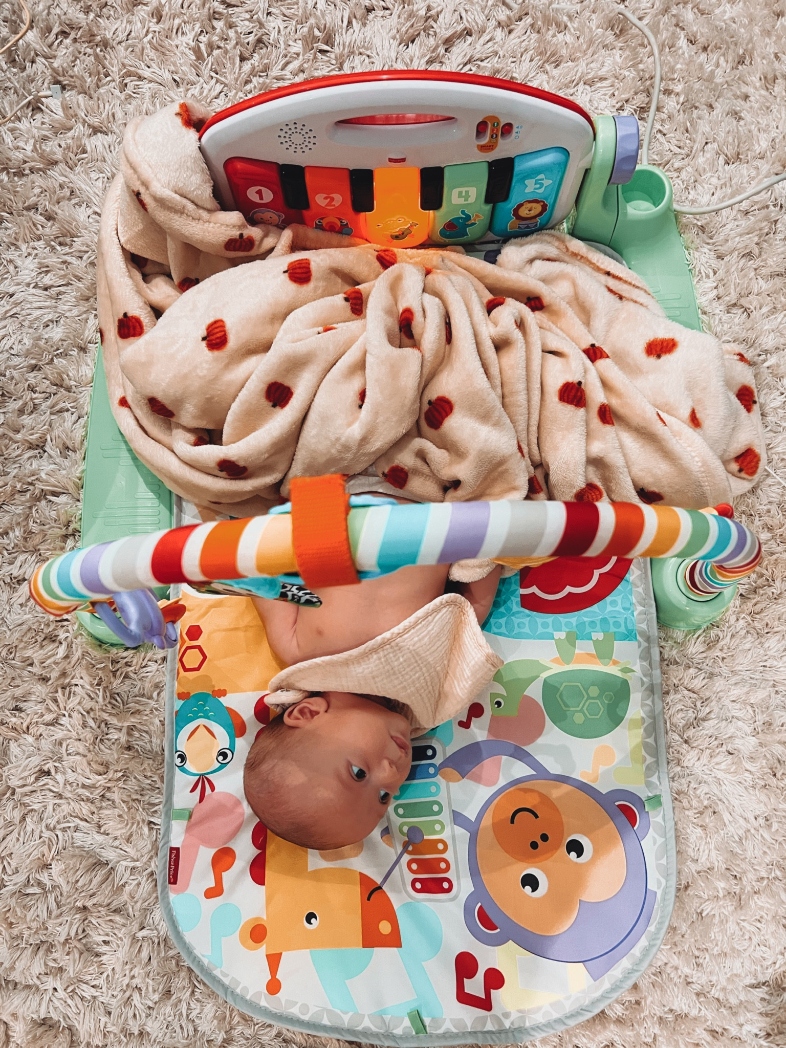 The BEST play mat!!

#LTKfamily #LTKfindsunder50 #LTKbaby