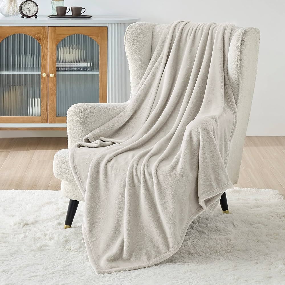 Bedsure Fleece Blanket Throw Blanket Linen - 280GSM Soft Lightweight Plush Cozy Blankets for Bed,... | Amazon (US)