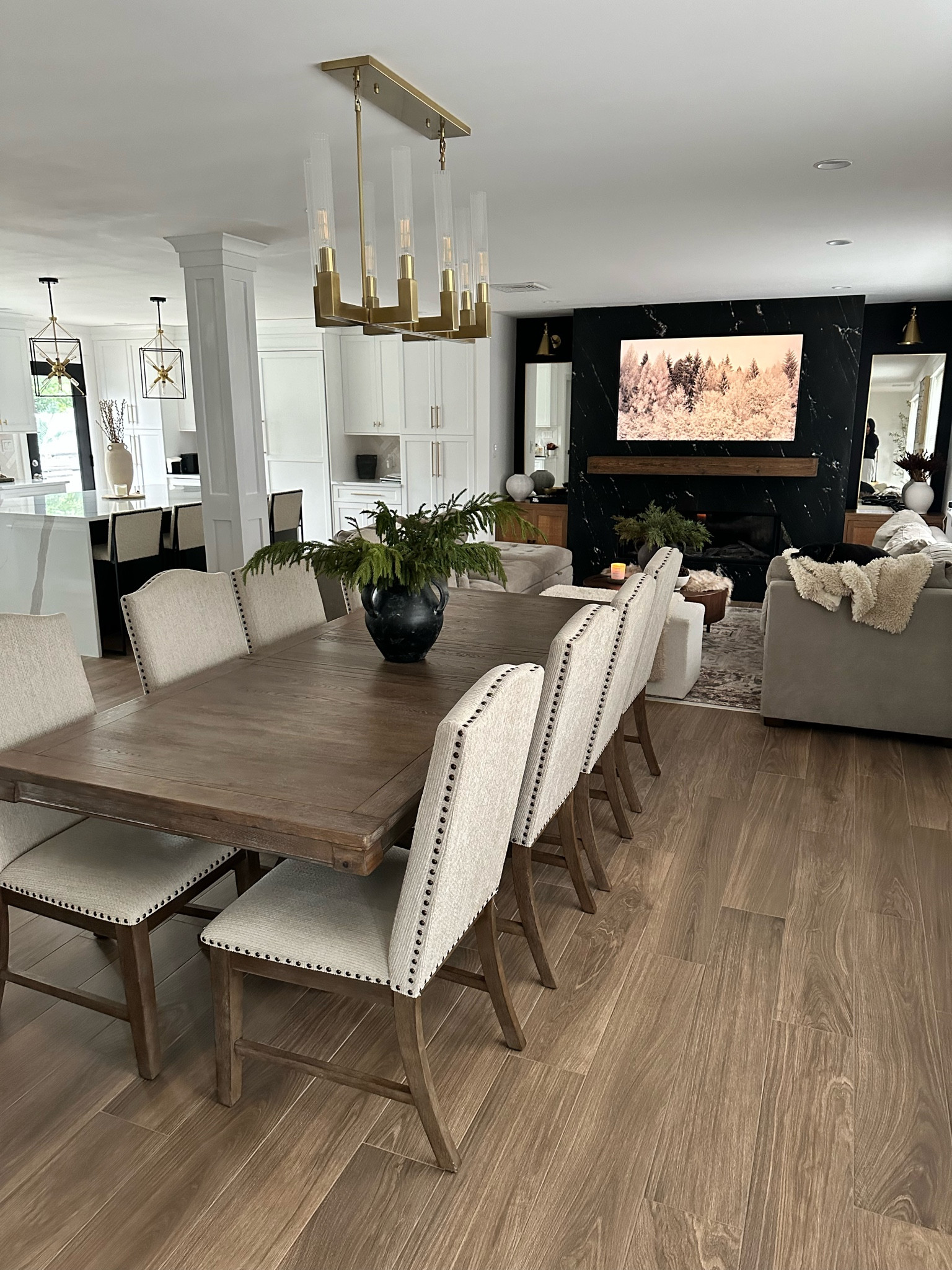 Modern organic home, open concept, dining room, cozy living room, white kitchen 

#LTKhome