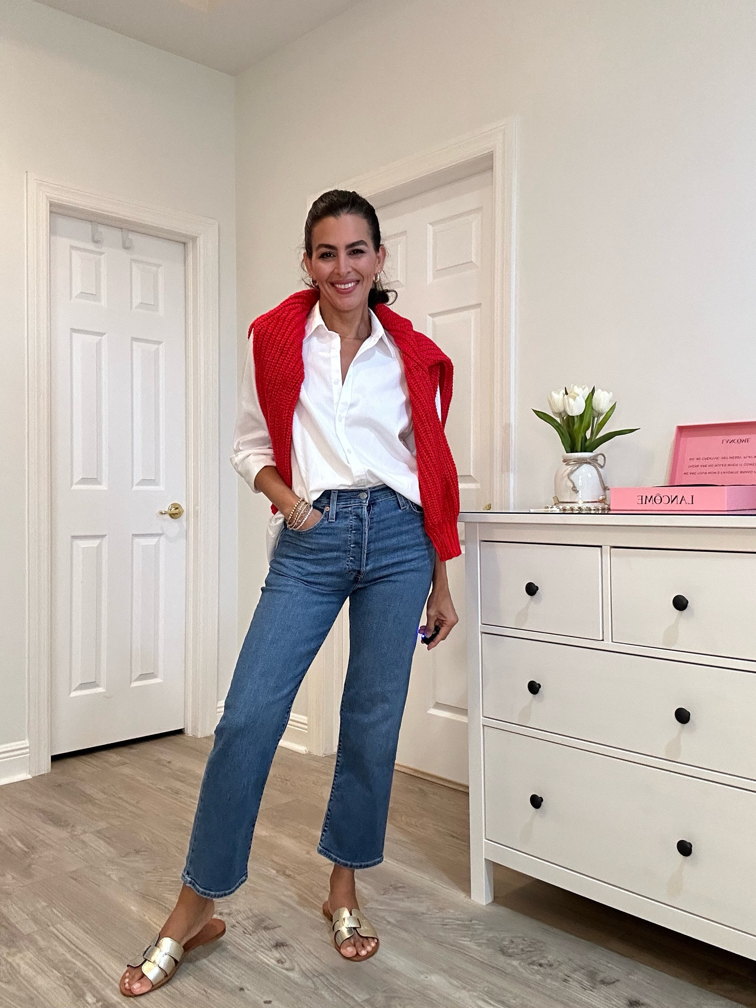 Pre Fall outfit!! 
Size 25x29” in jeans! On sale
Size L in shirt.
Size S in cardigan. 
Shoes in size 9.5, and they  are tts

#LTKNYFW #LTKOver40 #LTKFallSale