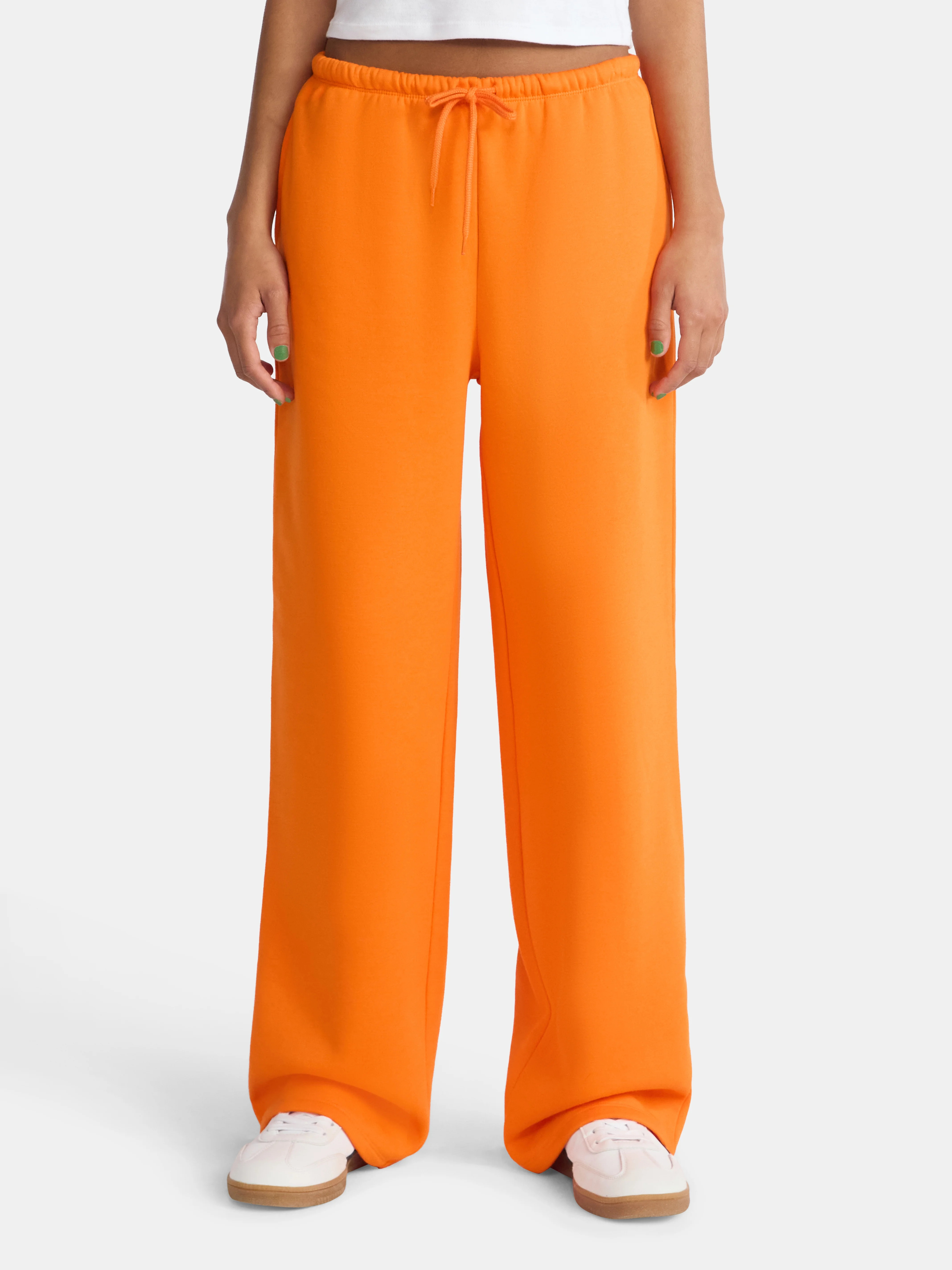 No Boundaries Game Day Wide Leg Fleece Joggers, 30'' Inseam, Women's - Walmart.com | Walmart (US)